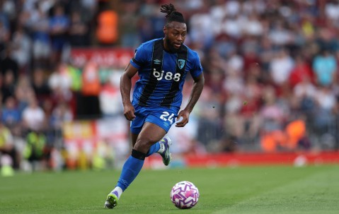 七轮独造九球！英超崛起一匹快马，豪门抢着要