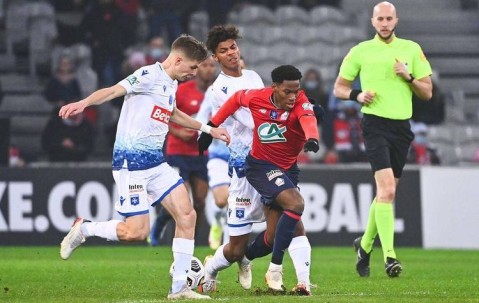 保级死战VS欧战冲刺！法甲焦点：欧塞尔主场能否掀翻里尔？