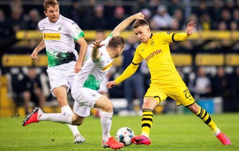 德甲底蕴碰客场虫！门兴主场围剿卡尔斯鲁厄，德国杯能否破荒？