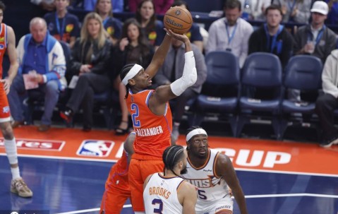 亚历山大28+8 雷霆49分大胜太阳进NBA杯西决