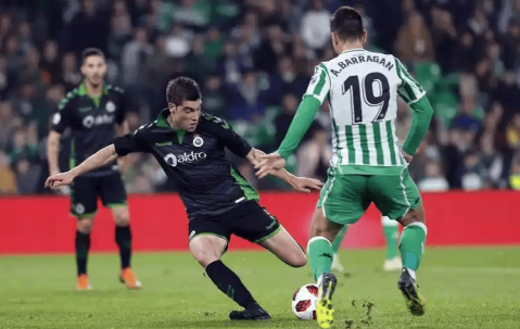 西甲焦点战：皇马VS贝蒂斯，伤病潮下的攻防博弈