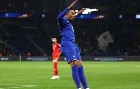 姆巴佩26岁冲击三大射手王！国家队将超越吉鲁，世界杯PK梅西