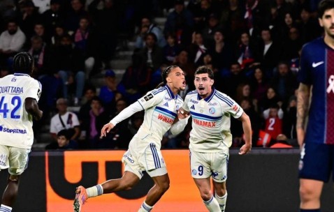 19岁金童创纪录救主，恩里克又搞砸了：2场丢4分，阿根廷前锋领跑射手榜