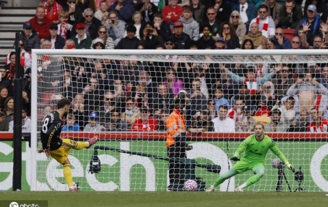 英格兰名宿：曼联应该换掉阿莫林 索斯盖特是完美人选