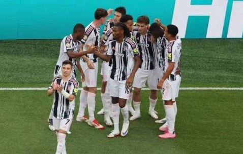 尤文世俱杯4-1大胜！伊尔迪兹梅开二度称雄，球迷点赞无数