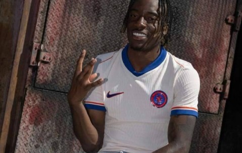 这个靠谱么？阿森纳买新中锋前先买边锋，23岁的他成为塔帅一选