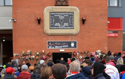 3人缺席！卡里克遇上老东家，曼联三年不胜，弗兰克指出关键区别