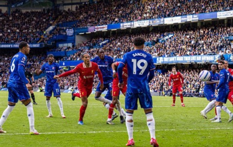 没有争四狂魔怎么行！英超争五愈演愈烈，枪手第二不保亲身入局