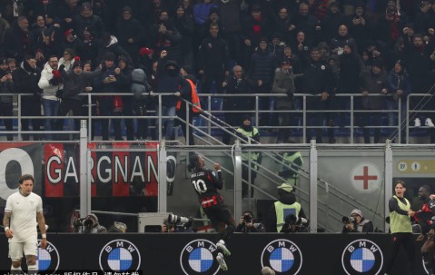 米兰防线新星帕夫洛维奇：从定时炸弹到2800万的香饽饽！