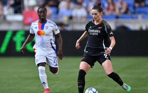 阿森纳女足逆转法甲豪门晋级欧冠决赛，与巴萨争冠