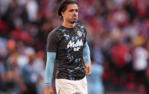 曼城10号离开伊蒂哈德：赔钱也送走，蓝月1亿转会费“打水漂”