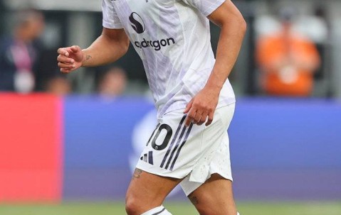 曼联季前赛迎战伯恩茅斯！首发阵容预测引发热议