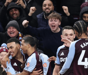 1-2！曼联倒下：4场仅1胜，23岁天才一战封神：梅开二度