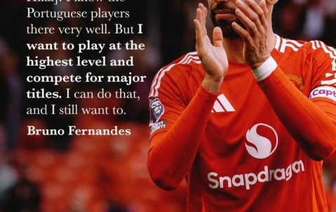 B费拒绝新月高薪合同，曼联社媒晒图：我们的队长️