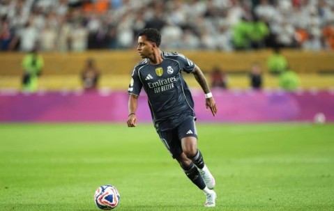 踢不了90分钟，21岁小将都压他一头！皇马真要“赶走”罗德里戈？