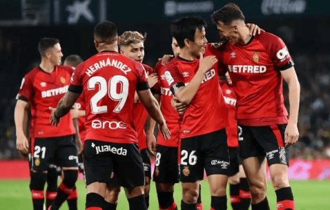 西甲保级生死战：马洛卡主场死磕塞维利亚