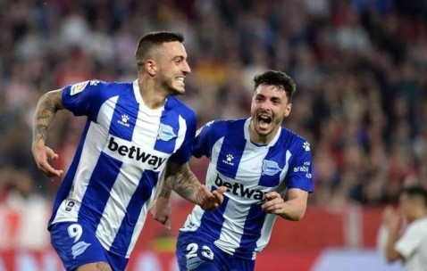 西甲保级与欧战之战：赫罗纳主场力拼，比利亚雷亚尔客场争胜