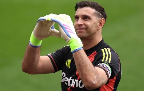 曝曼联签大马丁计划！拉爵省钱希望与维拉交换球员，加纳乔成关键