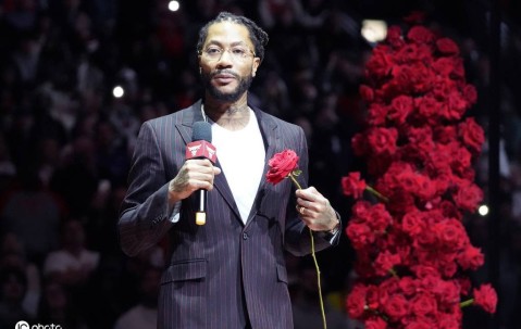 罗斯球衣何以与乔丹并立？他的巅峰虽短却无可复制