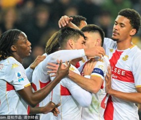 意甲联赛激战：佛罗伦萨迎来首胜，莫伊塞·基恩双响助力！