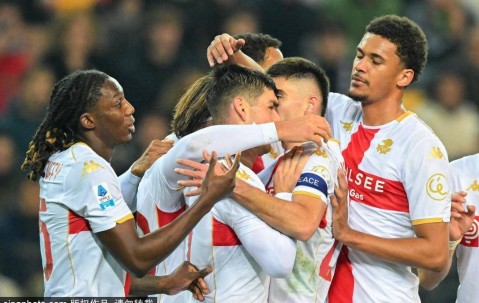 意甲联赛激战：佛罗伦萨迎来首胜，莫伊塞·基恩双响助力！