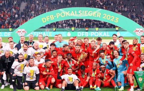 周六德甲足球赛事分析预测：斯图加特vs拜仁 莱比锡vs法兰克福