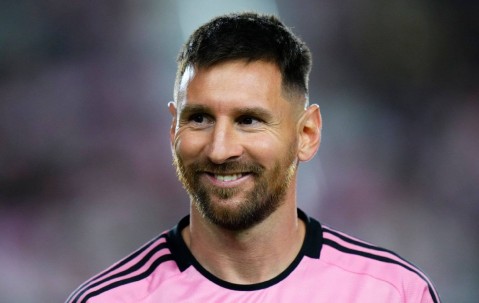 阿扎尔选过人比自己强的球员，只有梅西被承认！