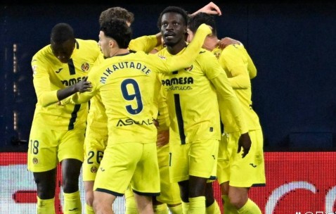 西甲最新积分战报：巴萨登顶，黄潜绝杀获胜，皇家社会成功逆转