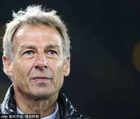 曝热刺关注前韩国队主帅克林斯曼 78岁老帅愿出山救火