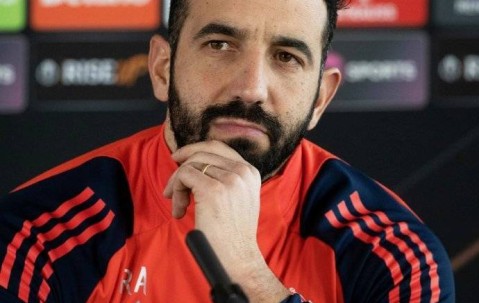 6000万！曼联修改报价逼近对方要价，姆贝莫将完成“转会梦想”