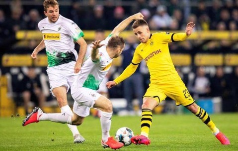 德甲激战：不来梅剑指欧战，圣保利全力保级