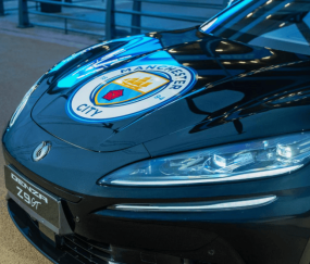 比亚迪和曼城足球俱乐部合作?