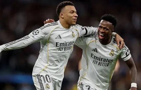 维尼修斯与姆巴佩谁该当皇马进攻核心？借鉴弗格森选人智慧