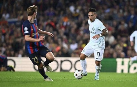 左大腿屈肌受伤！国米队长将接受每日评估不排除战巴萨极限复出