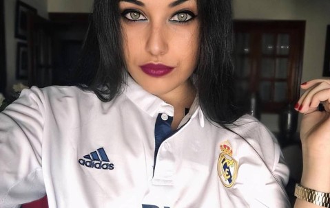 比利亚雷亚尔VS巴萨，维拉VS曼联，今晚2场焦点战预测，会爆冷吗