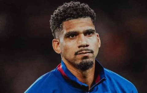 巴萨副队长阿劳霍“消失”33天后重返训练场，6000名球迷现场见证