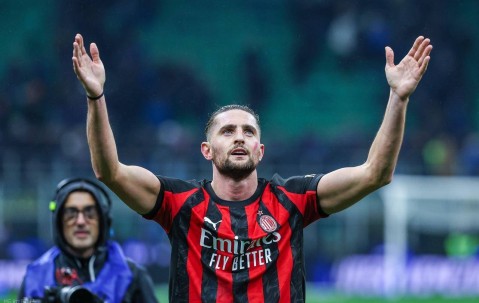 意甲国际米兰惜败AC米兰，此战绝非巧合，索默双拳难敌四手？